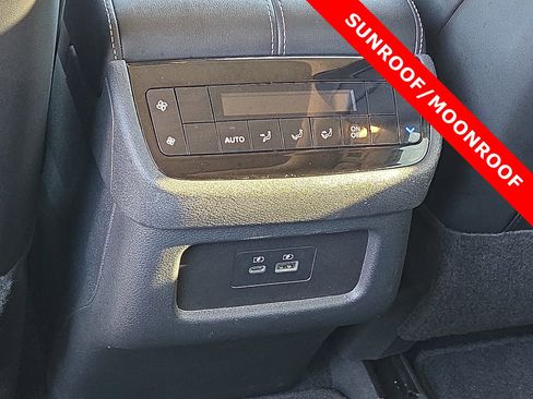 Used 2025 INFINITI QX60 Pure image 12