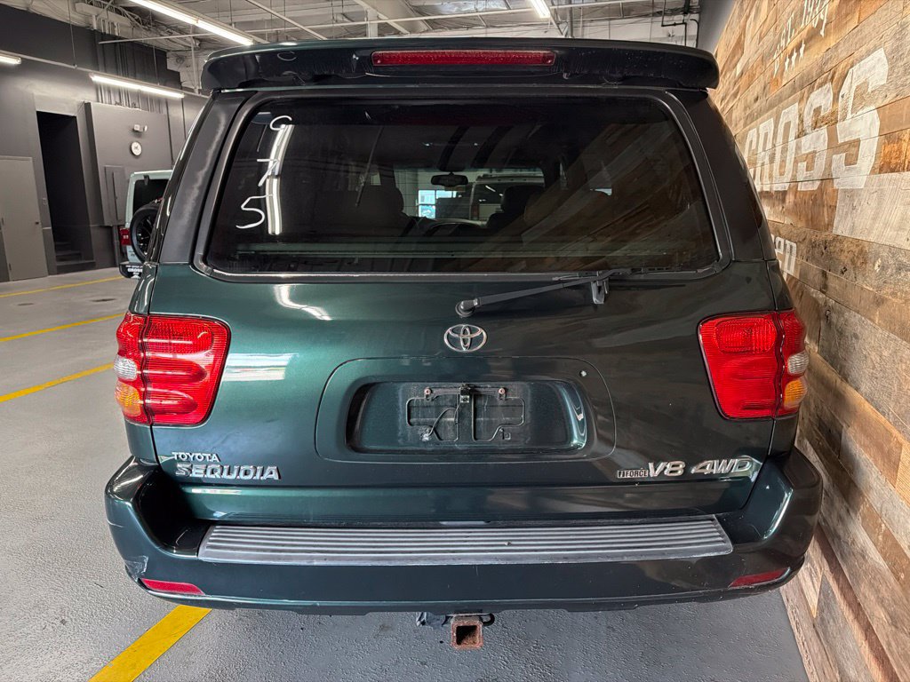 Used 2004 Toyota Sequoia Limited w/ Preferred Accessory Pkg AWD/4WD image 14
