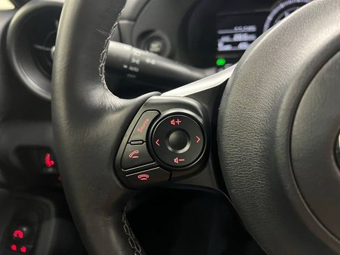 Used 2023 Toyota GR86 RWD image 19