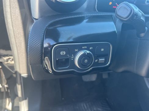 Used 2020 Mercedes-Benz A 220 image 26