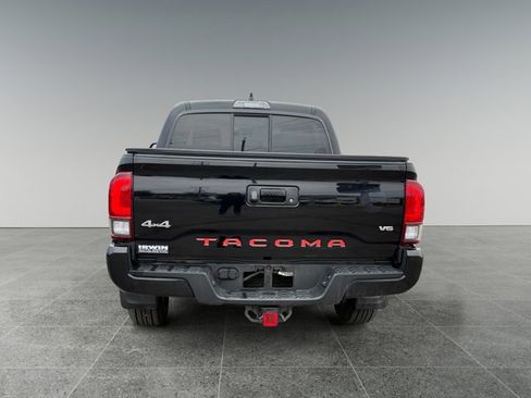Used 2023 Toyota Tacoma SR image 4