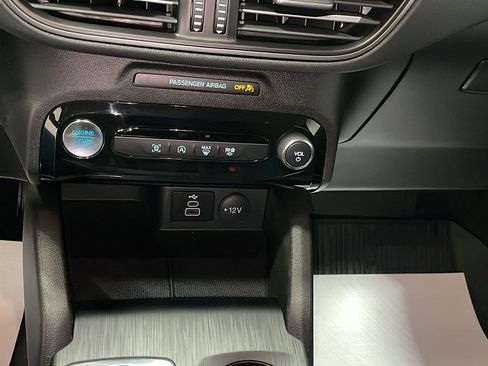 Used 2024 Ford Escape Active w/ Tech Pack #1 image 18