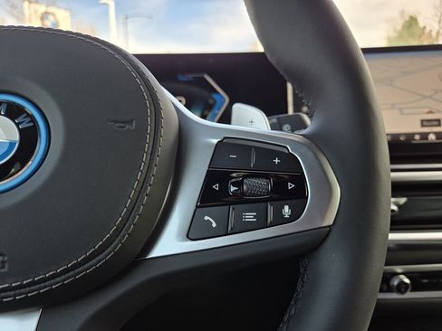 New 2026 BMW X5 xDrive50e w/ M Sport Package AWD/4WD image 32