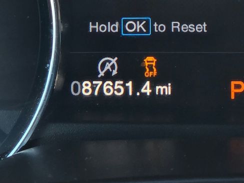 Used 2017 Ford F150 Lariat w/ Equipment Group 502A Luxury image 31