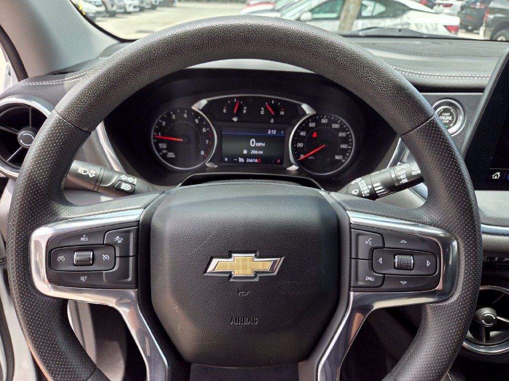 Used 2023 Chevrolet Blazer LT FWD image 26