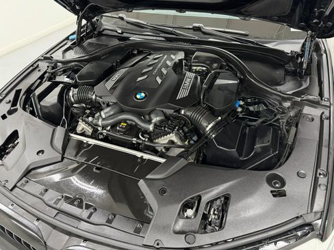 Used 2020 BMW M550i xDrive AWD/4WD image 48
