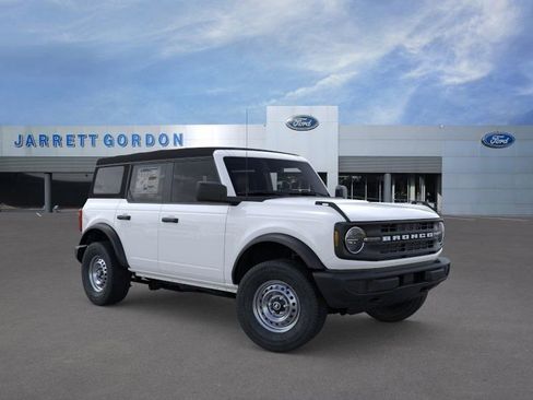 New 2025 Ford Bronco 4-Door image 7