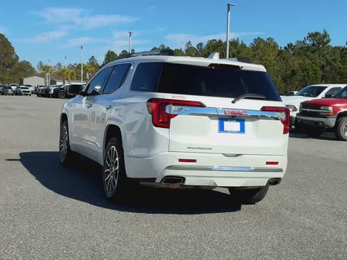 Used 2022 GMC Acadia Denali image 7