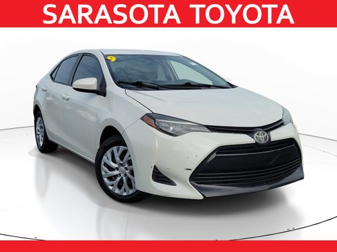 Used 2019 Toyota Corolla LE FWD image 1