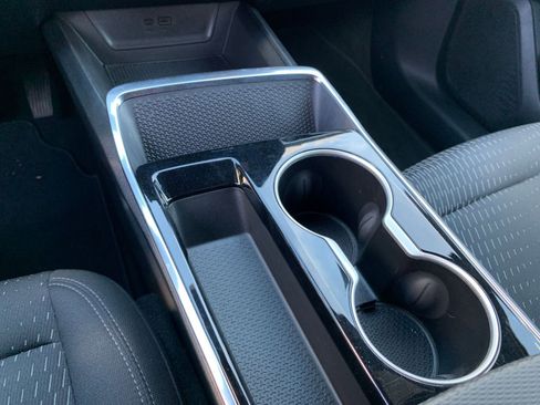 Used 2025 Chevrolet Equinox LT image 40