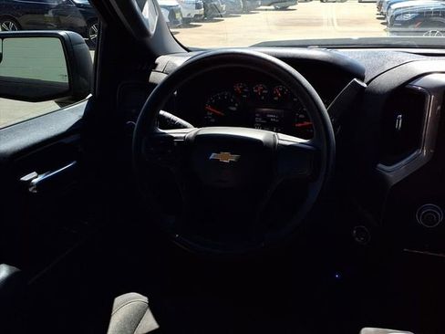 Used 2024 Chevrolet Silverado 1500 Custom image 7