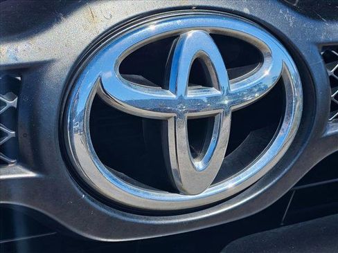 Used 2014 Toyota Tacoma PreRunner w/ SR5 Package image 5