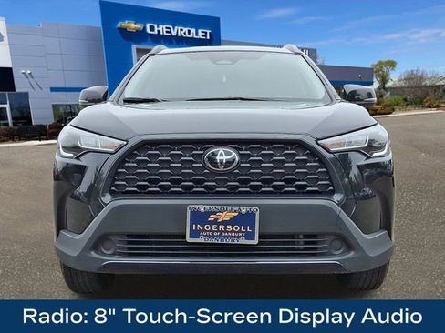 Used 2024 Toyota Corolla Cross LE image 3