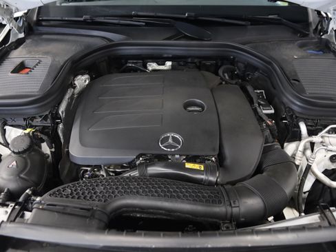 Used 2023 Mercedes-Benz GLC 300 4MATIC Coupe image 38