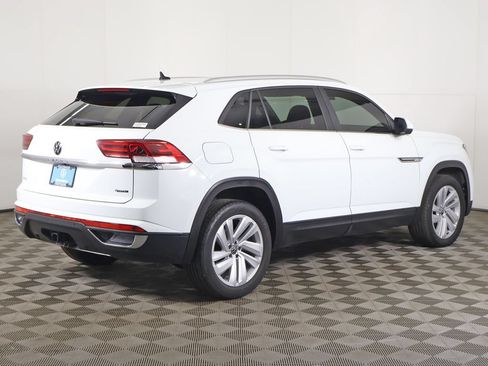Used 2023 Volkswagen Atlas Cross Sport SE w/ Panoramic Sunroof Package AWD/4WD image 11