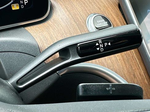 Used 2022 Mercedes-Benz C 300 Sedan image 16