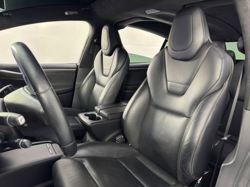 Used 2016 Tesla Model X P90D image 37