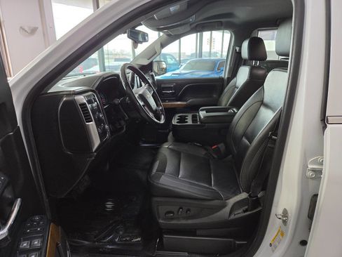 Used 2018 Chevrolet Silverado 1500 LTZ w/ LPO, Black Pack image 16