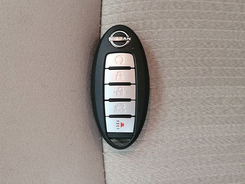 Used 2024 Nissan Altima 2.5 SV FWD image 32