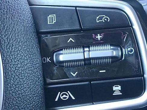 Used 2024 Kia Sorento S AWD/4WD image 21