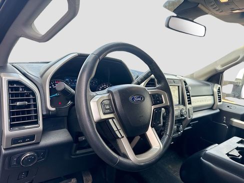 Used 2020 Ford F250 Lariat w/ FX4 Off-Road Package image 11