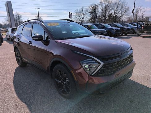 Used 2025 Kia Sportage X-Line w/ Premium Package image 1