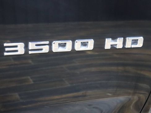Used 2022 Chevrolet Silverado 3500 High Country AWD/4WD image 11