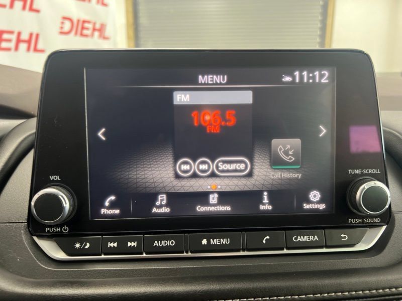 Used 2023 Nissan Rogue SV AWD/4WD image 23
