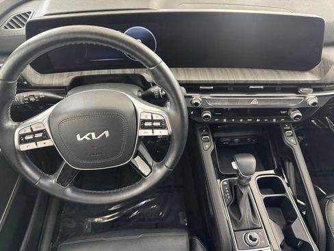 Certified 2024 Kia Telluride SX Prestige AWD/4WD image 24