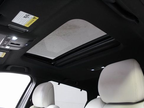 Used 2023 MAZDA CX-9 Signature image 24