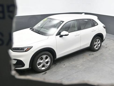 Used 2024 Honda HR-V LX image 31