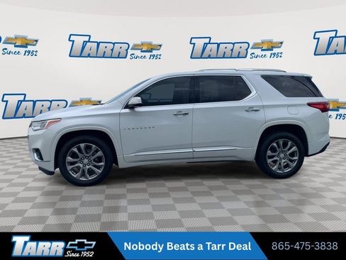 Used 2019 Chevrolet Traverse Premier w/ Driver Confidence II Package FWD image 5