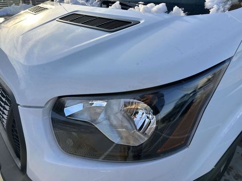 New 2026 Ford Transit 250 148 Medium Roof image 7