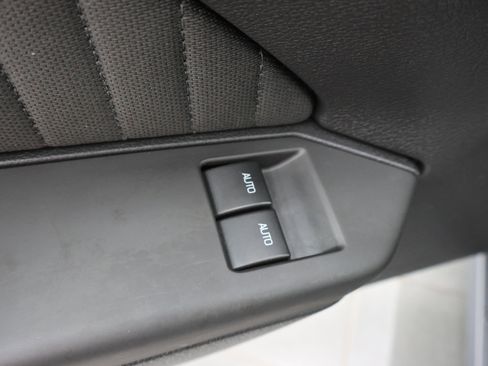 Used 2012 Ford Mustang Boss 302 RWD image 33