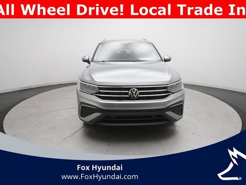 Used 2022 Volkswagen Tiguan SE image 11