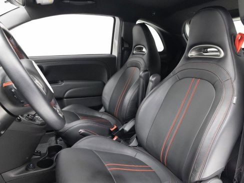 Used 2018 FIAT 500 Abarth w/ Popular Equipment Package image 8