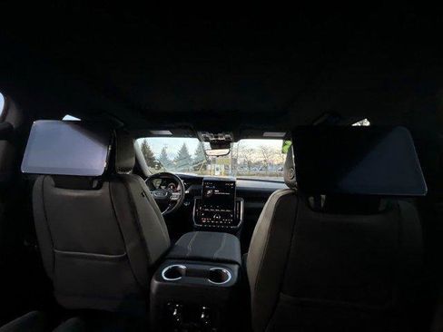 New 2026 GMC Yukon Elevation image 35