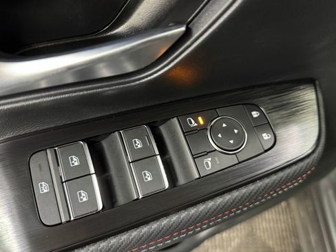 New 2026 Nissan Kicks SR w/ Cold Weather Package image 18