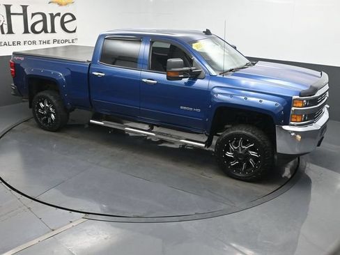 Used 2016 Chevrolet Silverado 2500 LT AWD/4WD image 46