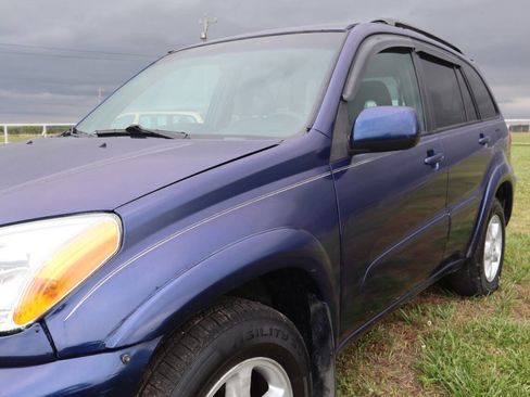 Used 2003 Toyota RAV4 4WD image 13