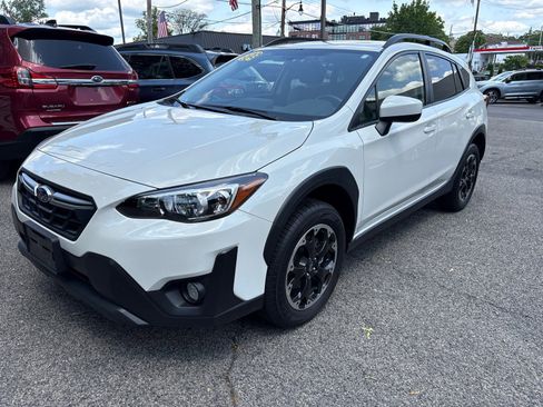Certified 2023 Subaru Crosstrek 2.0i Premium image 3