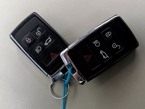 Used 2020 Land Rover Range Rover Sport HSE image 40