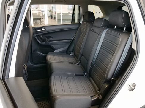 Used 2022 Volkswagen Tiguan S image 12