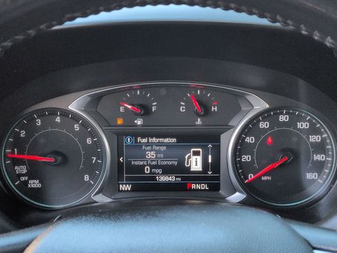 Used 2019 Chevrolet Equinox LT image 33