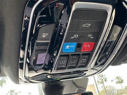 Used 2021 Jeep Grand Cherokee L Summit w/ Advanced Protech Group IV image 35