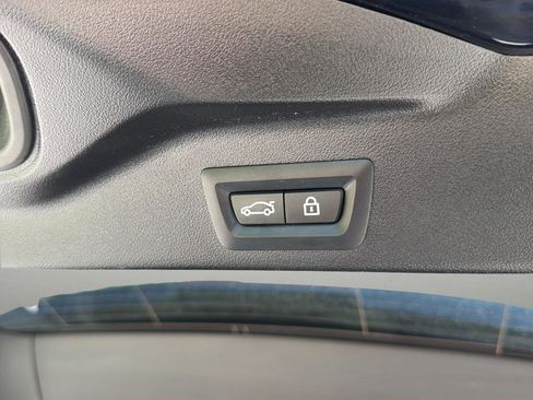 Used 2022 BMW X5 sDrive40i w/ Parking Assistance Package RWD image 52