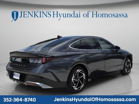 New 2026 Hyundai Sonata SEL FWD image 4