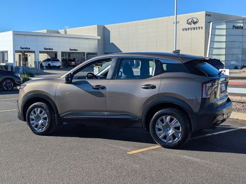 Certified 2025 Nissan Kicks S image 4