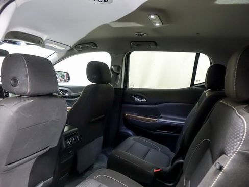 Used 2023 GMC Acadia SLE w/ Driver Convenience Package image 11