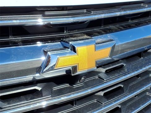 New 2026 Chevrolet Traverse LT w/ Driver Confidence Package image 24